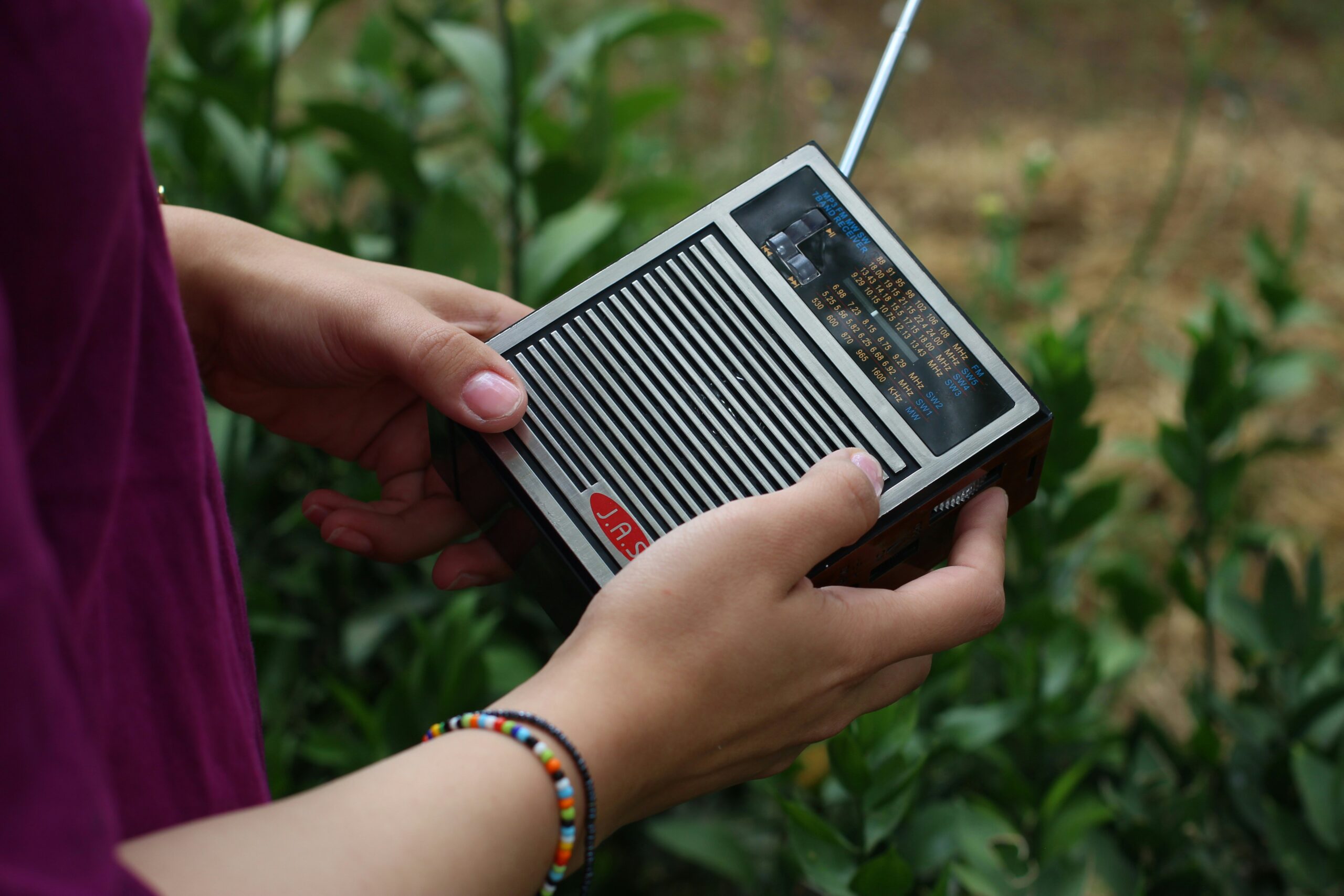 RADIO RADIO